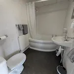 Graham Arms 3*
