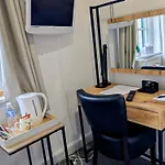 Graham Arms 3*