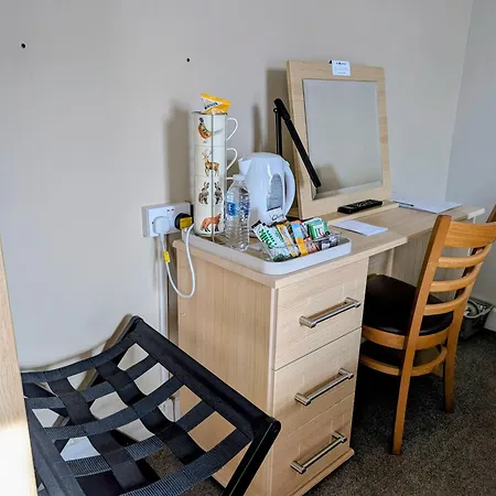 Graham Arms Hotel 3*