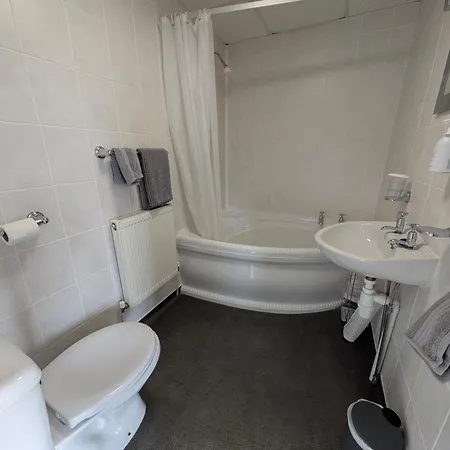 Graham Arms - Bar - On The A7- 6 Miles From M6-jct44 & 4 Miles A75 Gretna 3*